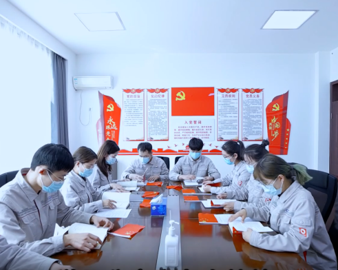 黃河同力職工書(shū)屋榮獲 “全國工會(huì )職工書(shū)屋示范點(diǎn)”稱(chēng)號